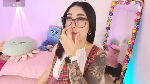 Emy online show from 30, 11, 2025