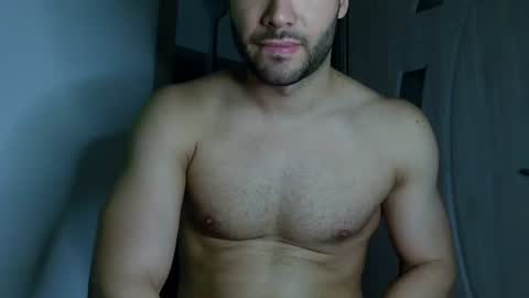 Snapshot of justynxxx1 chatting on 5, 7, 2026 Justin online show from 5, 7, 2026