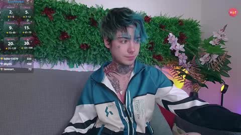 Snapshot of juuzou_kit chatting on 28, 12, 2024 Juuzou hehim u can call me Juz online show from 28, 12, 2024