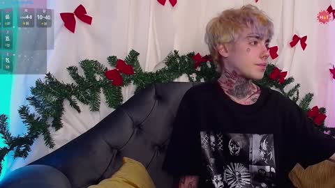 Snapshot of juuzou_kit chatting on 2, 1, 2025 Juuzou hehim u can call me Juz online show from 2, 1, 2025