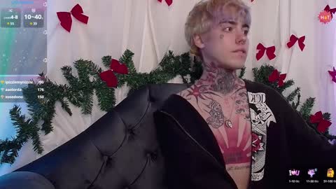 Snapshot of juuzou_kit chatting on 2, 1, 2025 Juuzou hehim u can call me Juz online show from 2, 1, 2025