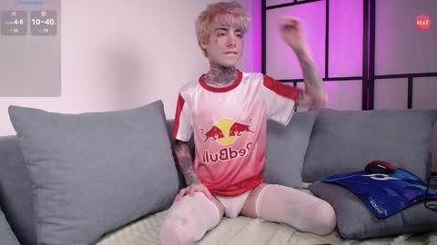 Snapshot of juuzou_kit chatting on 16, 1, 2025 Juuzou hehim u can call me Juz online show from 16, 1, 2025