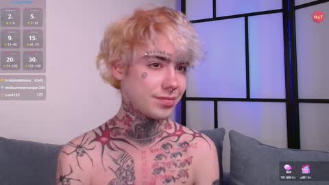 Snapshot of juuzou_kit chatting on 22, 1, 2025 Juuzou hehim u can call me Juz online show from 22, 1, 2025