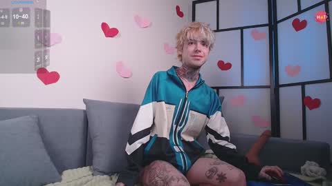 Snapshot of juuzou_kit chatting on 3, 2, 2025 Juuzou hehim u can call me Juz online show from 3, 2, 2025