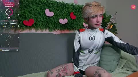 Snapshot of juuzou_kit chatting on 12, 2, 2025 Juuzou hehim u can call me Juz online show from 12, 2, 2025