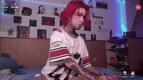 Snapshot of juuzou_kit chatting on 27, 9, 2025 Juuzou hehim u can call me Juz online show from 27, 9, 2025