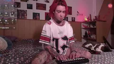 Snapshot of juuzou_kit chatting on 22, 10, 2025 Juuzou hehim u can call me Juz online show from 22, 10, 2025