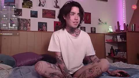 Snapshot of juuzou_kit chatting on 27, 10, 2025 Juuzou hehim u can call me Juz online show from 27, 10, 2025