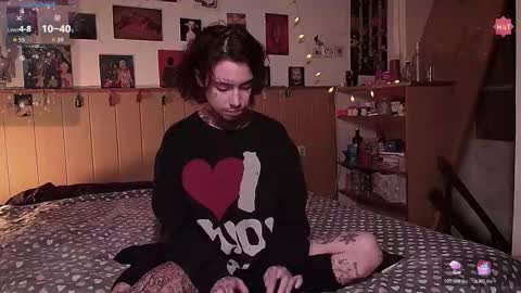 Snapshot of juuzou_kit chatting on 1, 12, 2025 Juuzou hehim u can call me Juz online show from 1, 12, 2025