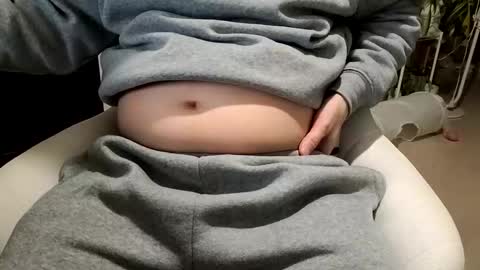 KI e697a5e69cac online show from 15, 12, 2025