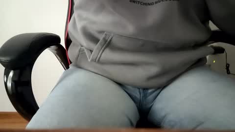 Snapshot of kacperbig98 chatting on 21, 12, 2025 kacperbig98 online show from 21, 12, 2025