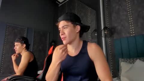 Snapshot of kael_brown1 chatting on 21, 11, 2025 KAEL online show from 21, 11, 2025