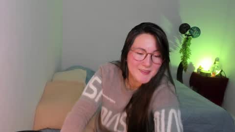 ChloeIndependient model online show from 22, 1, 2025