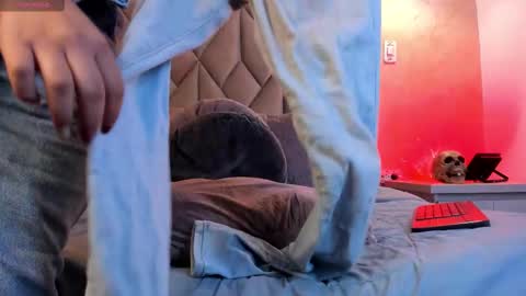 Snapshot of kailinmoon chatting on 18, 11, 2025 Kailin online show from 18, 11, 2025