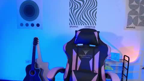 Snapshot of kain_moretti chatting on 12, 11, 2025 KAIN online show from 12, 11, 2025