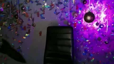 Kaitlin online show from 3, 12, 2025