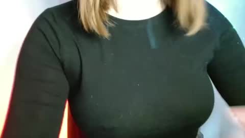 Kaitlin online show from 6, 4, 2026