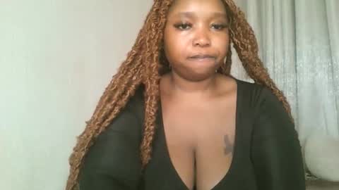 Snapshot of kakey_love chatting on 2, 10, 2025 kakey love online show from 2, 10, 2025