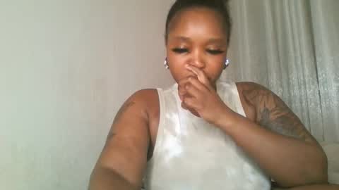 Snapshot of kakey_love chatting on 8, 11, 2025 kakey love online show from 8, 11, 2025