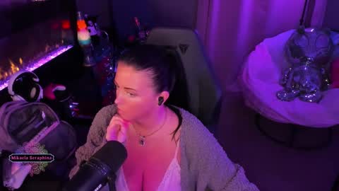 Snapshot of kalaseraphina chatting on 19, 2, 2025 MikaelaSeraphina online show from 19, 2, 2025