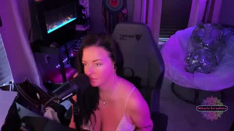 Snapshot of kalaseraphina chatting on 2, 3, 2025 MikaelaSeraphina online show from 2, 3, 2025