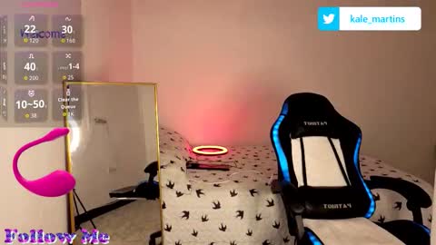 Snapshot of kale_19 chatting on 20, 11, 2025 Kale online show from 20, 11, 2025