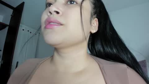 Snapshot of kali_sweet chatting on 17, 9, 2025 AndreaLactating online show from 17, 9, 2025