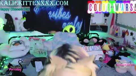 KalieKitten online show from 4, 6, 2026
