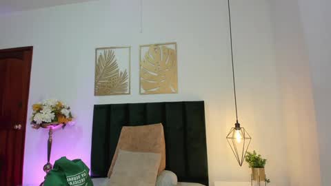 KaliMonroe online show from 8, 1, 2025