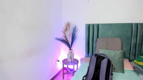 KaliMonroe online show from 27, 1, 2025