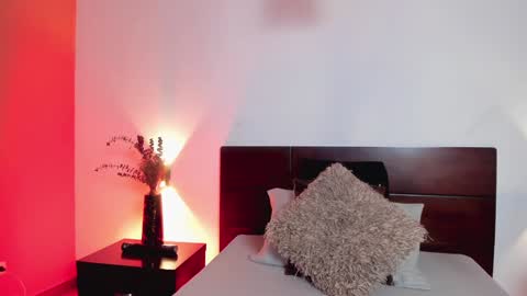 KaliMonroe online show from 28, 1, 2025