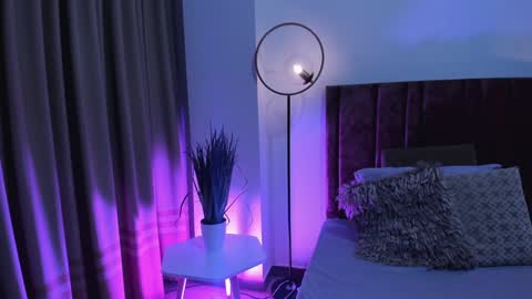 KaliMonroe online show from 30, 1, 2025