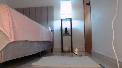 Snapshot of kalindi_ chatting on 14, 12, 2024 ONLY FANS cami0777 FANSLY Camilabcruz777 instagram online show from 14, 12, 2024