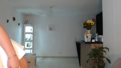 Snapshot of kalindi_ chatting on 27, 9, 2025 ONLY FANS cami0777 FANSLY Camilabcruz777 instagram online show from 27, 9, 2025