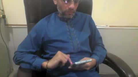 Snapshot of kami99099 chatting on 17, 10, 2025 kami99099 online show from 17, 10, 2025