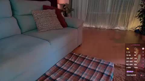 Snapshot of kamiiicat_ chatting on 19, 12, 2025 Kami online show from 19, 12, 2025