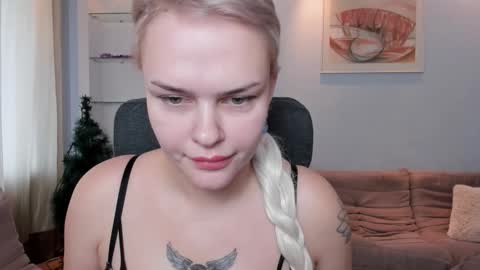 Snapshot of kamilagame chatting on 5, 12, 2025 Camila online show from 5, 12, 2025