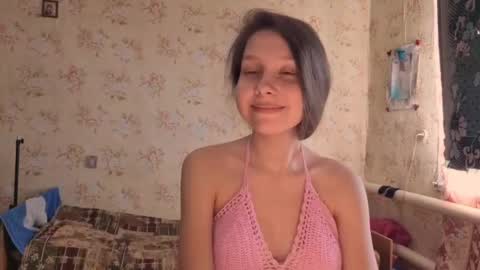 Snapshot of kamisalling chatting on 12, 10, 2025 Mari Simmons online show from 12, 10, 2025