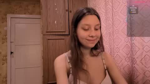 Snapshot of kamisalling chatting on 13, 11, 2025 Mari Simmons online show from 13, 11, 2025