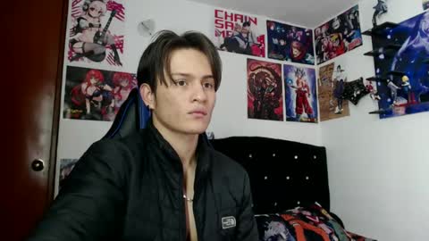 Snapshot of kanekixxxhot chatting on 4, 1, 2025 andres online show from 4, 1, 2025