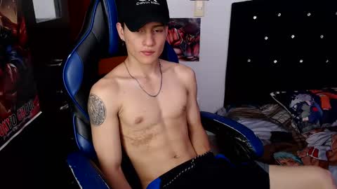 Snapshot of kanekixxxhot chatting on 5, 3, 2025 andres online show from 5, 3, 2025