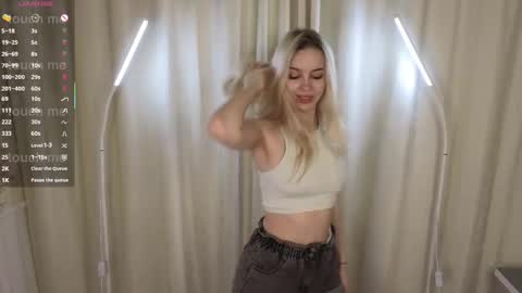 Snapshot of kaneshacornick chatting on 3, 12, 2025 Alice online show from 3, 12, 2025