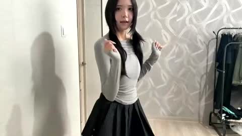Lily online show from 13, 7, 2026