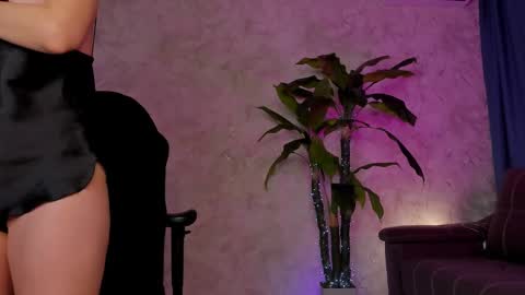 Emma online show from 25, 2, 2025