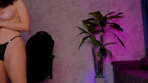 Emma online show from 26, 2, 2025