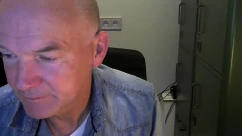 Robbie online show from 11, 9, 2025