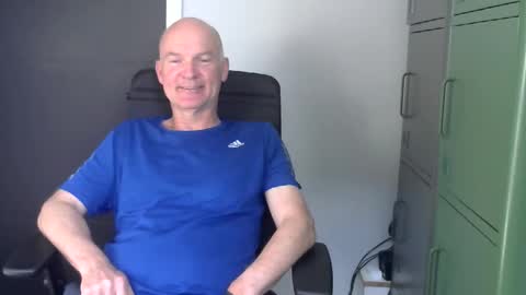 Snapshot of kapitein_rob chatting on 22, 4, 2026 Robbie online show from 22, 4, 2026