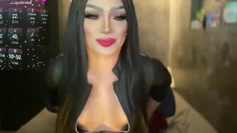 Snapshot of kardeyfynes chatting on 11, 9, 2025 MARIA online show from 11, 9, 2025