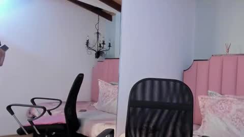 Karen online show from 15, 10, 2025