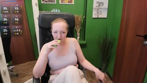Snapshot of karen_villis chatting on 13, 5, 2026 Karen online show from 13, 5, 2026
